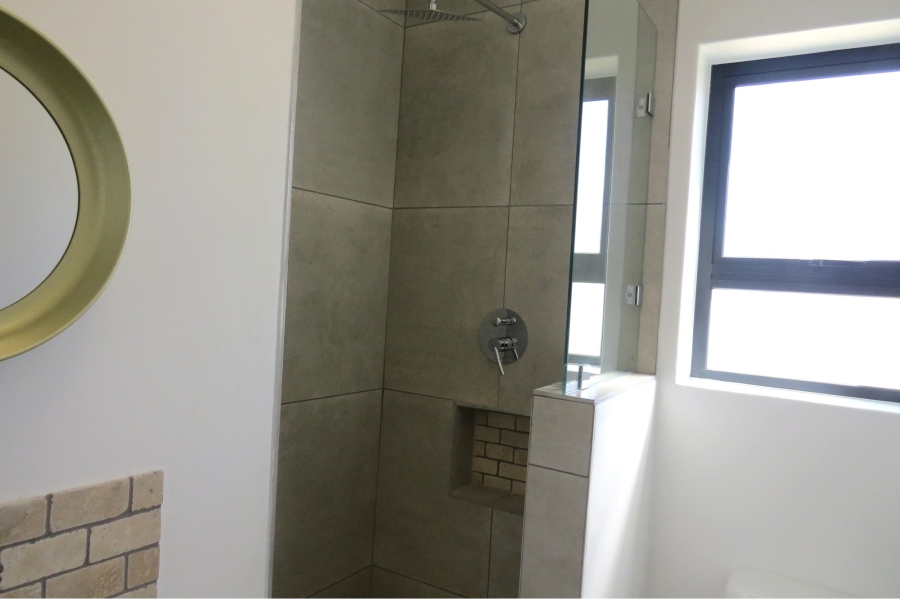 3 Bedroom Property for Sale in Golden Mile Western Cape